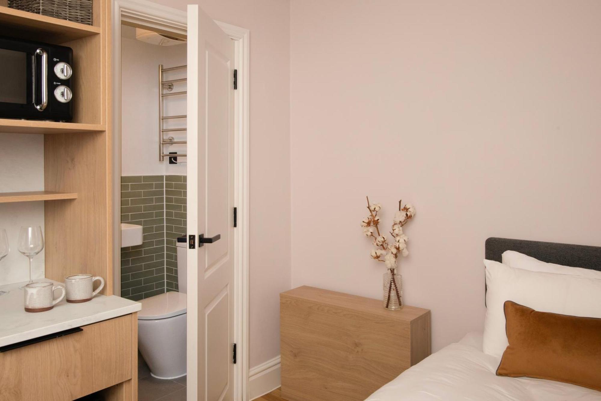 Bob W London Holland Park Aparthotel Exterior photo