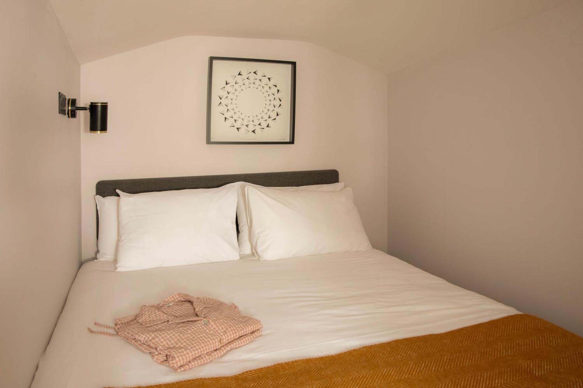 Bob W London Holland Park Aparthotel Exterior photo